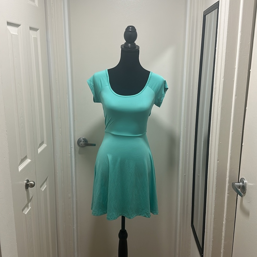 Green Cut-out Circle Dress